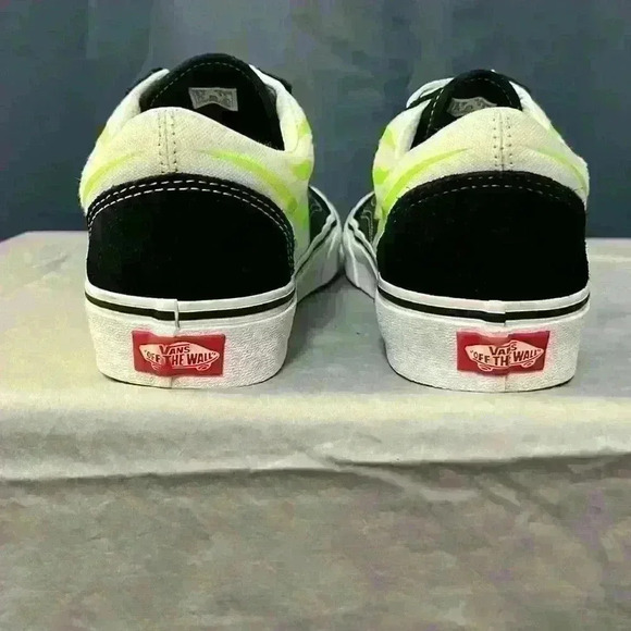 Vans Old Skool Black & White w/Green Flames - Picture 5 of 8